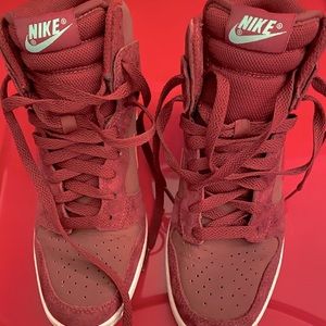 Burgundy nike wedge high tops!